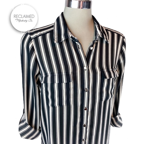 LILY MORGAN Black & White Striped Button Down Top - Picture 3 of 7